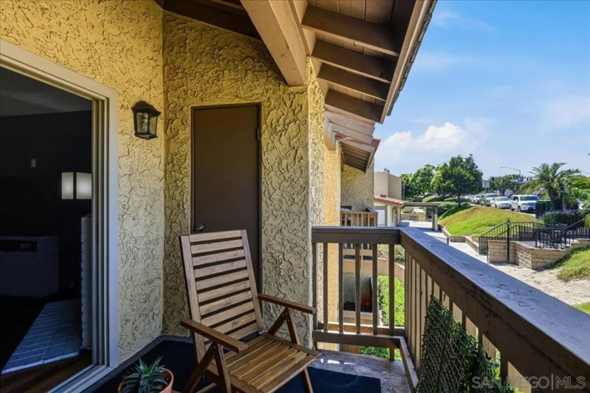 2910 Alta View Drive #203 photo 6