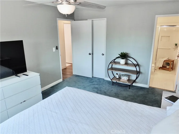 4591 Orange Avenue #306 photo 12
