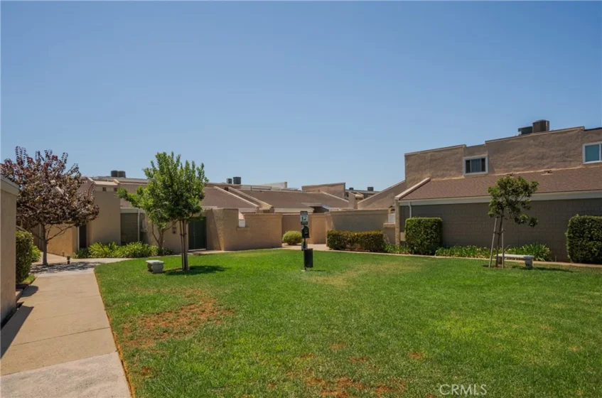2900 Madison photo 13