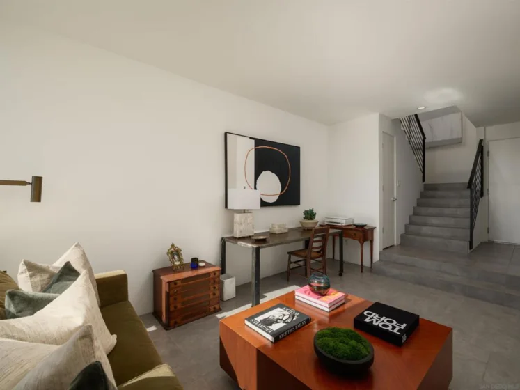 2710 1st Avenue photo 21
