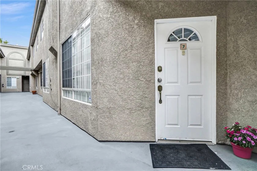 18347 Saticoy #7 photo 4