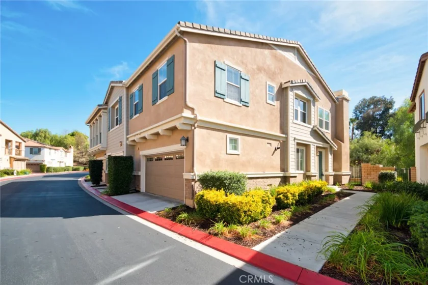 43100 Avenida Cielo photo