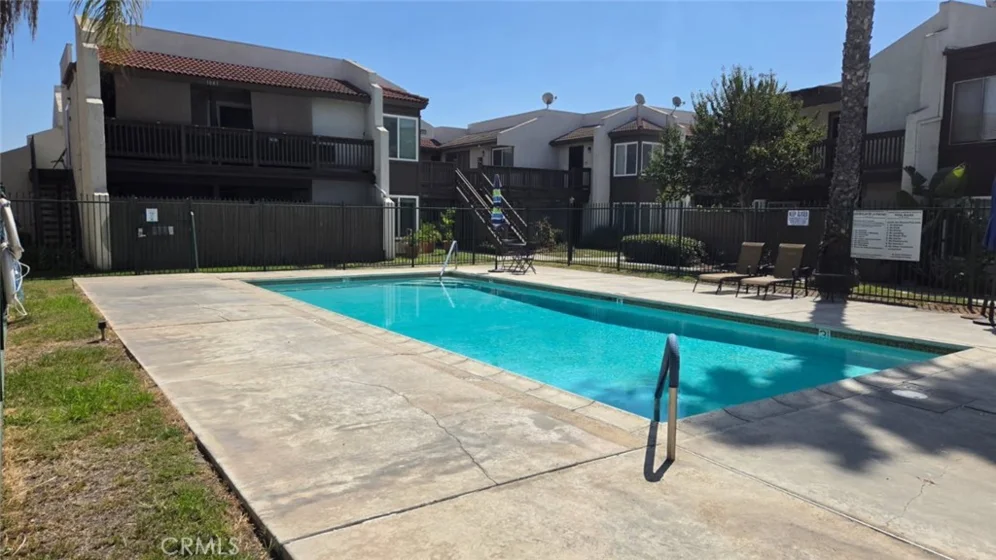 1196 S Citron photo 8
