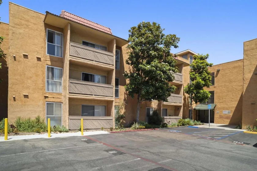 6955 Alvarado Road #70 photo 42