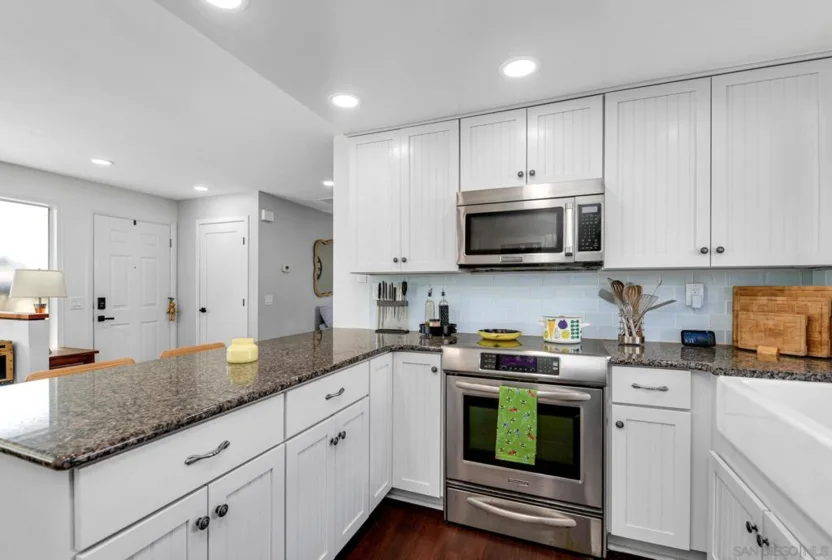1352 Palomar photo 8