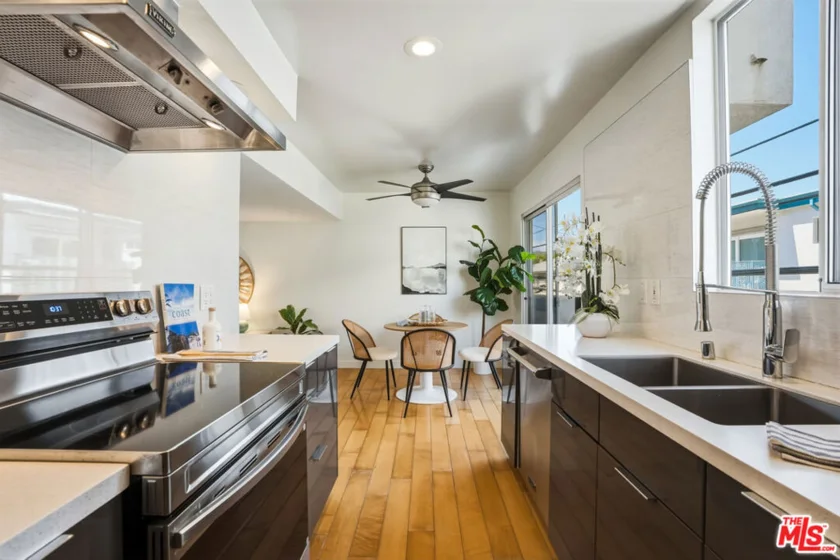 917 2nd Street #205 photo 8