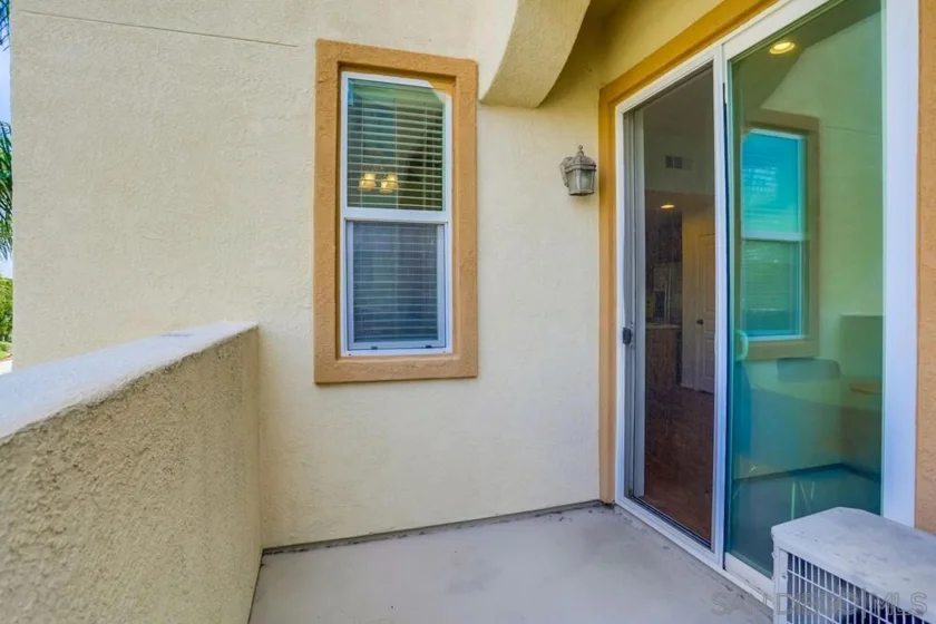 455 Almond Road photo 9