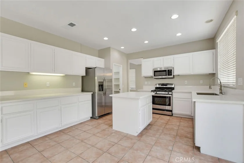 32904 Cinon Drive photo 19