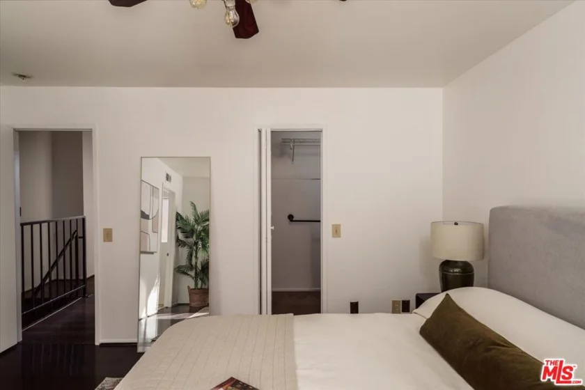 822 Victor Avenue #4 photo 21