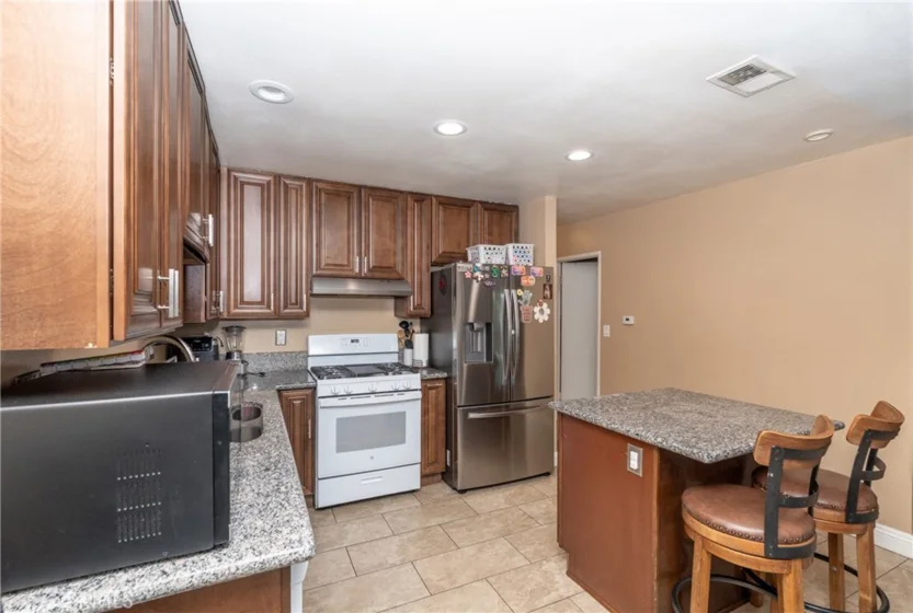 1143 S Clifpark photo 11