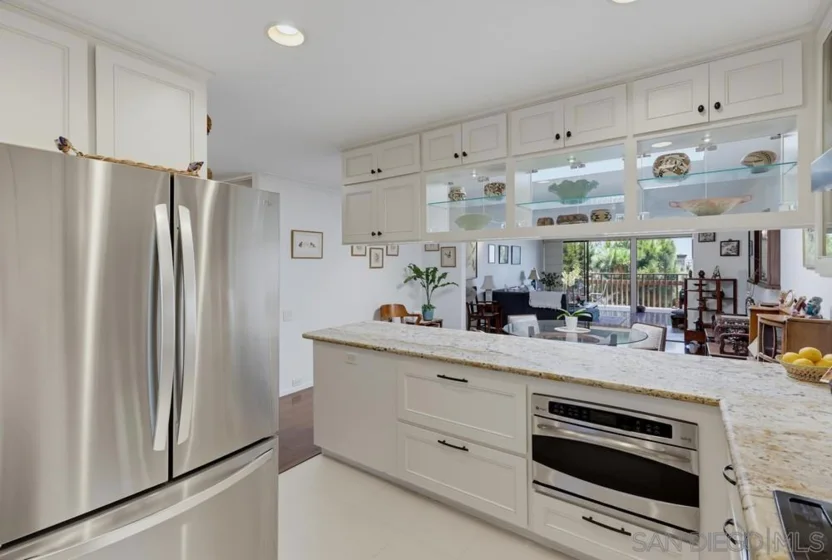 2942 Lawrence Street photo 5
