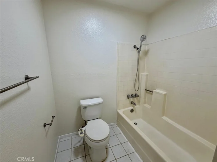 1237 E 6th Street #110 photo 9