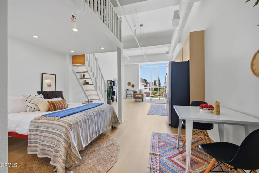 175 S Lake Avenue #314 photo 13