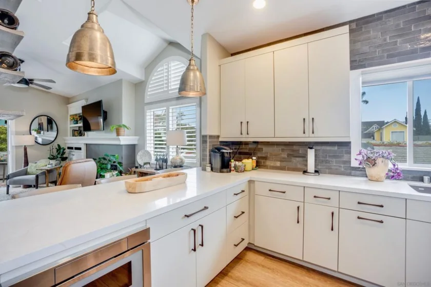 254 C Avenue photo 4