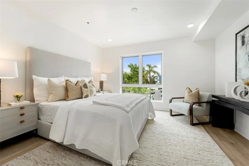24722 Del Prado #303 photo 21