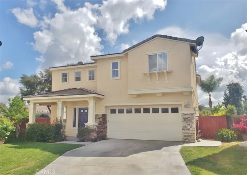 32477 Sunnyvail Circle photo 1