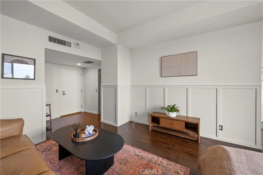 7250 Franklin #311 photo 3