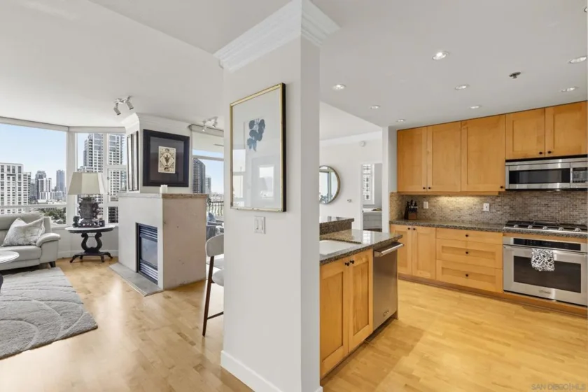700 W Harbor Drive #1502 photo 8