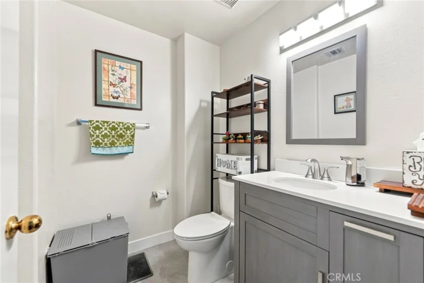 13421 Hubbard St #103 photo 12