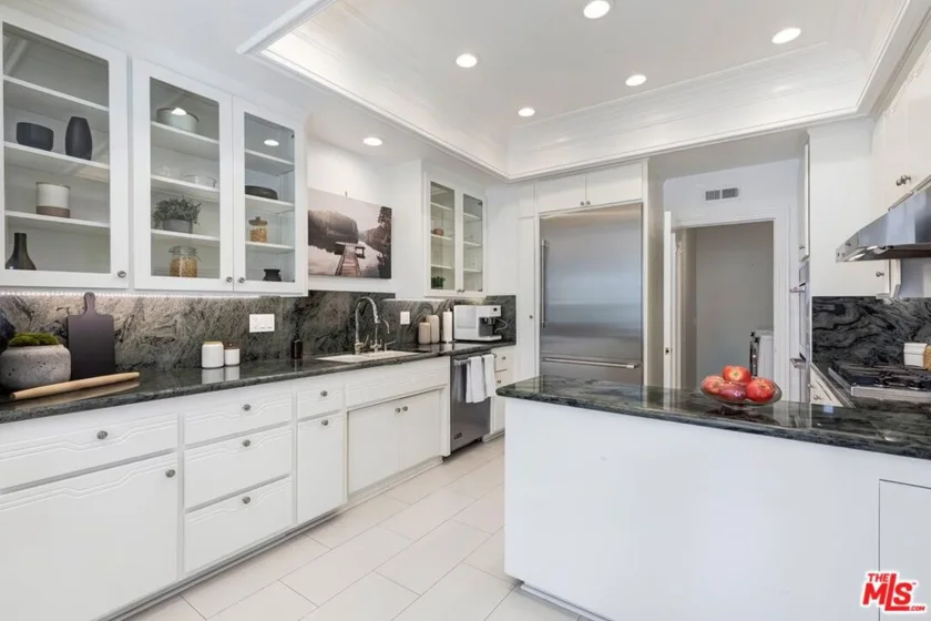 10110 Empyrean Way #301 photo 26