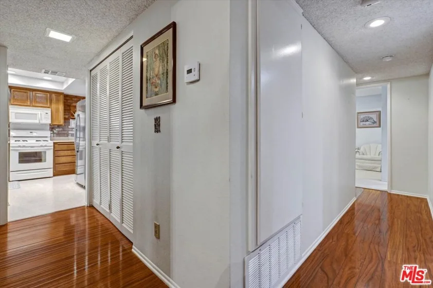 6716 Clybourn Avenue #149 photo 4