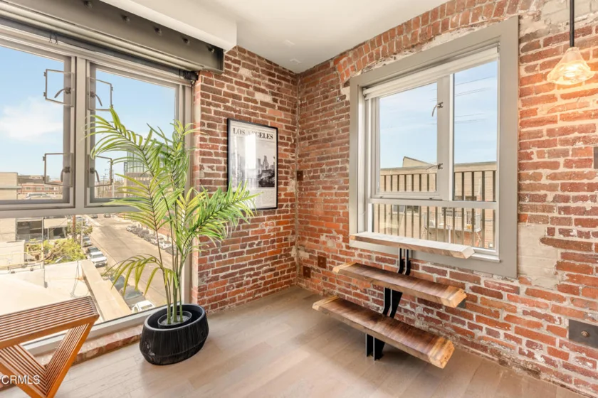 527 Molino Street #401 photo 33