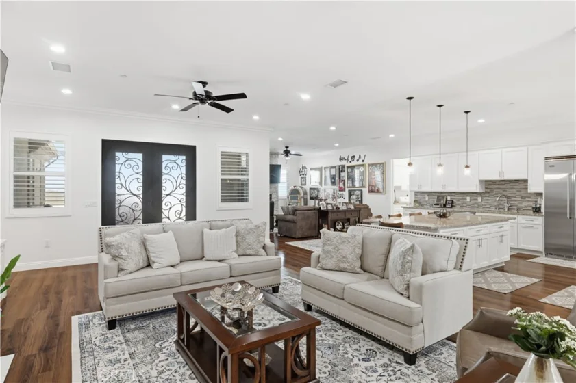 20451 Paseo Montana photo 24