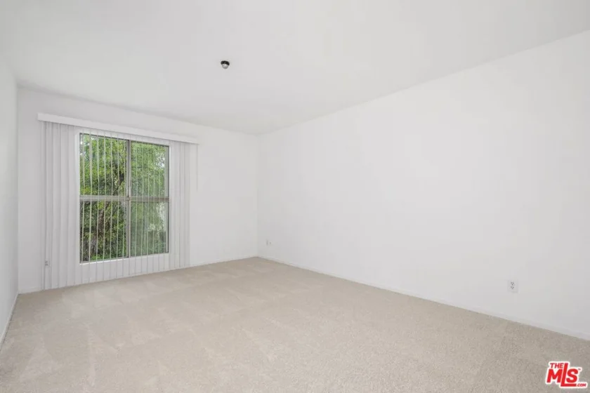 1211 Raintree Circle photo 9