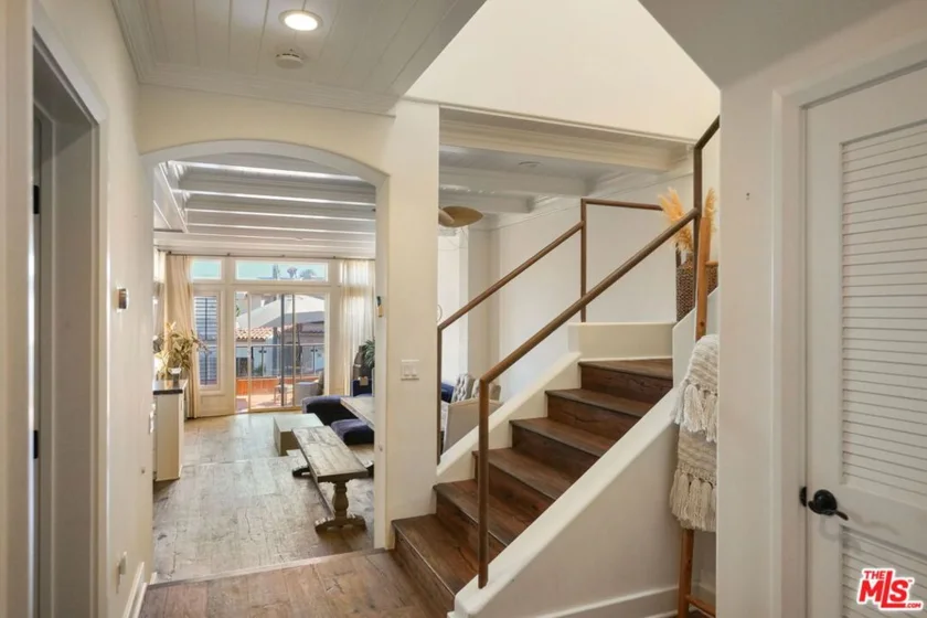 6422 Lunita Road photo 5