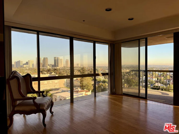 10750 Wilshire Boulevard #505 photo 2