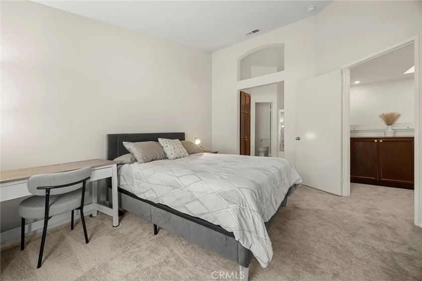 3423 E White Chapel Court #E photo 17