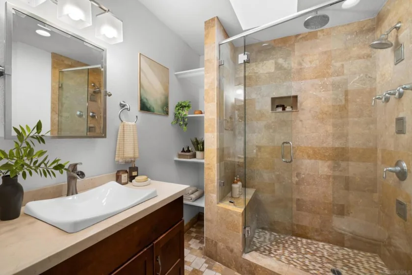 1411 Robinson Avenue #14 photo 5