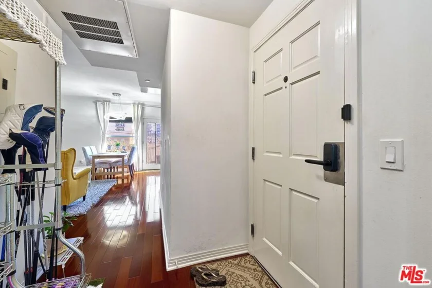 1025 Dewey Avenue #202 photo 6