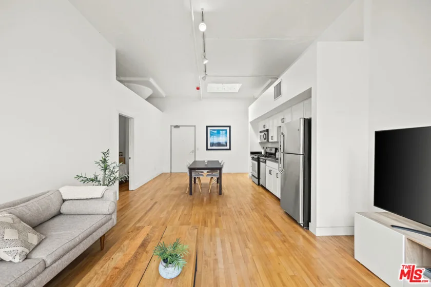 420 S San Pedro Street #628 photo 3