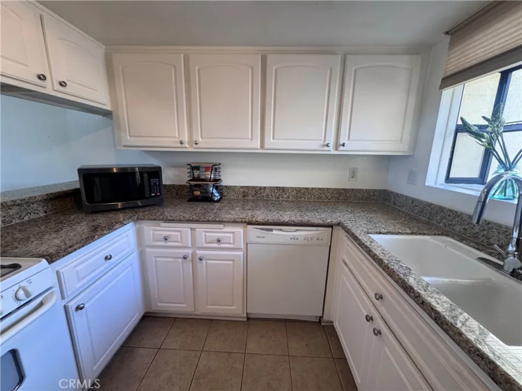 3516 E Ransom Street #303 photo 4