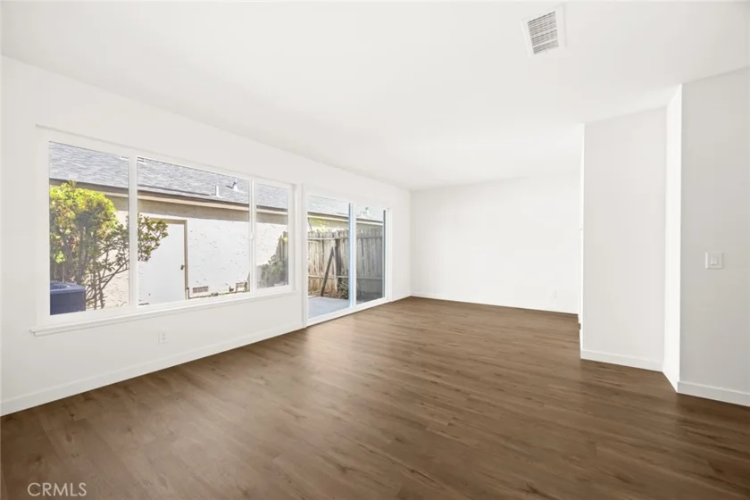 1419 Norwich Lane photo 6