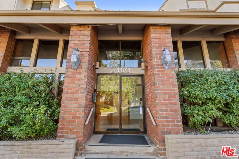 3480 Barham Boulevard #306 photo 4