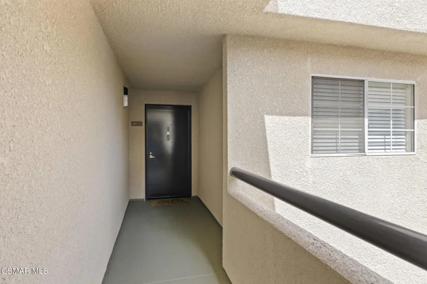 21400 Burbank Boulevard #306 photo 12