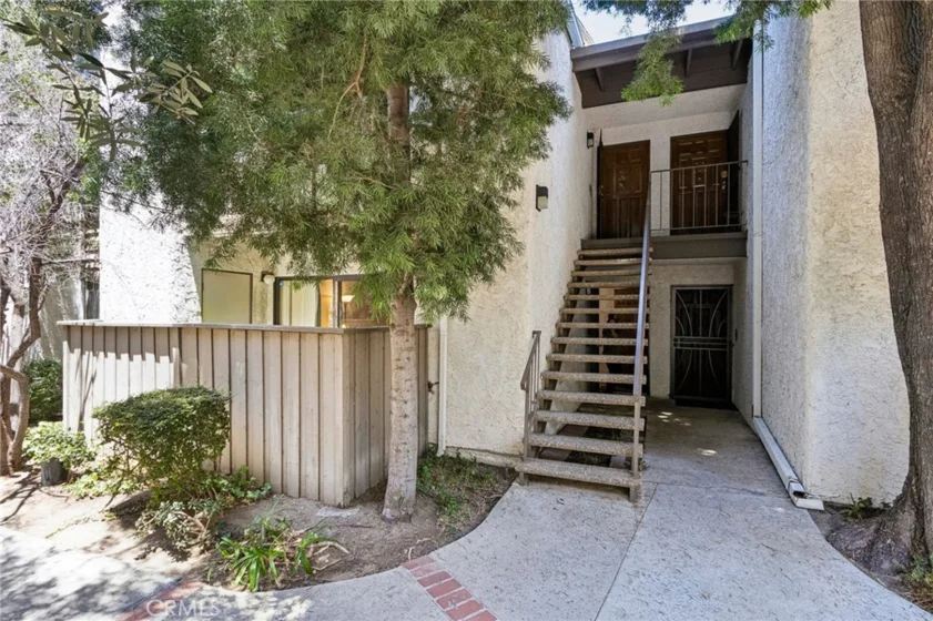 15511 Sherman Way #29 photo 1