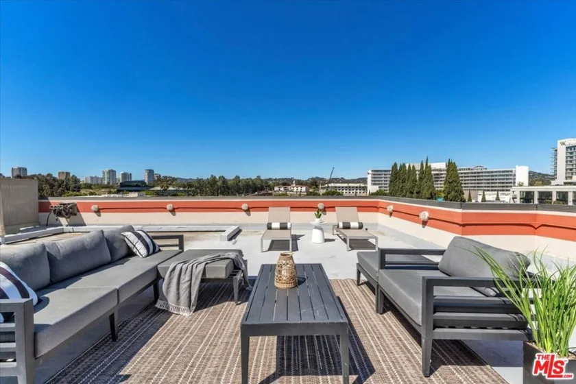 9950 Durant Drive #PENTHOUSE photo 1
