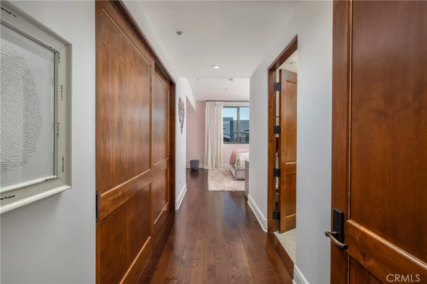 345 E Colorado Boulevard #404 photo 32