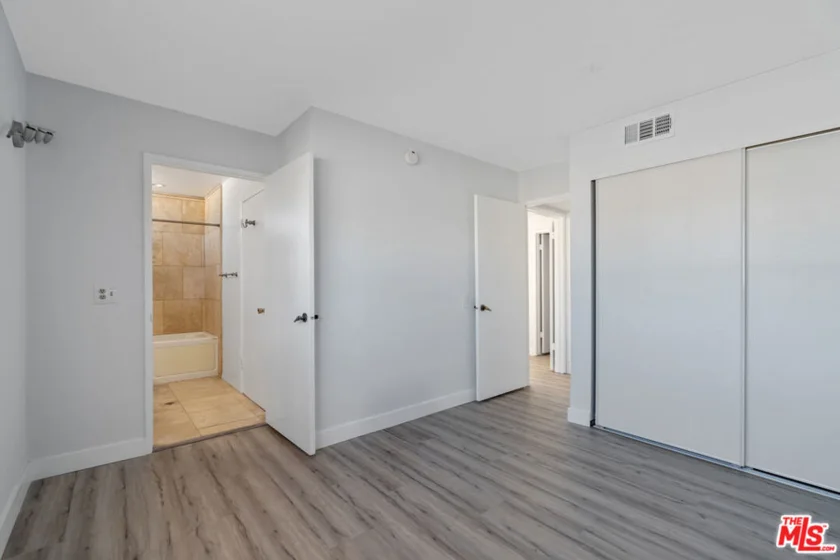 9210 Van Nuys Boulevard #11 photo 18