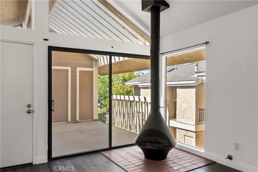 268 Pineview photo 6