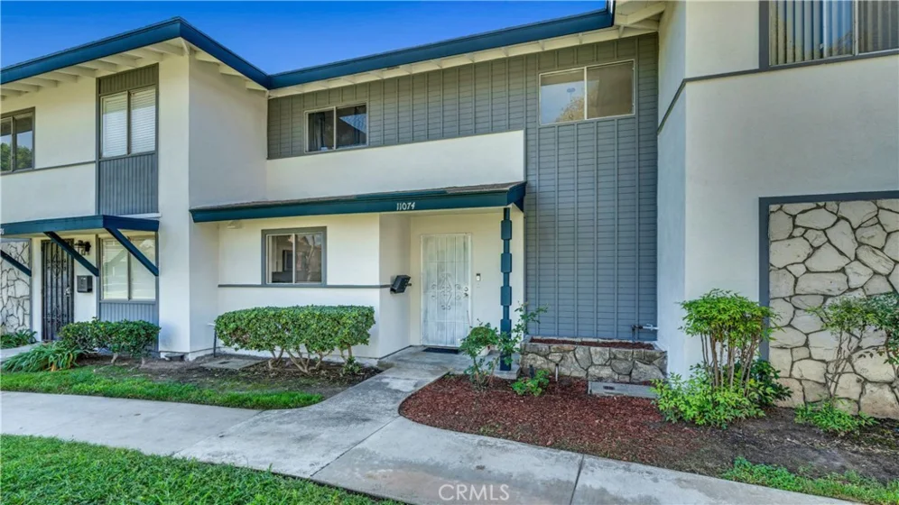 11074 Kibbins Circle photo 1