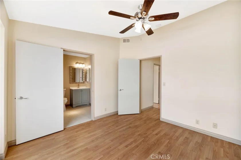7420 Corbin Avenue #8 photo 19