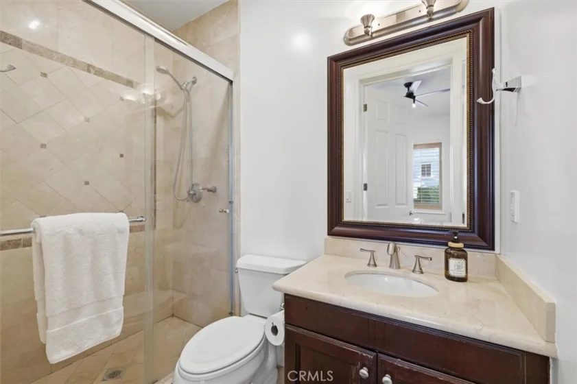 143 N Arnaz Drive #105 photo 21