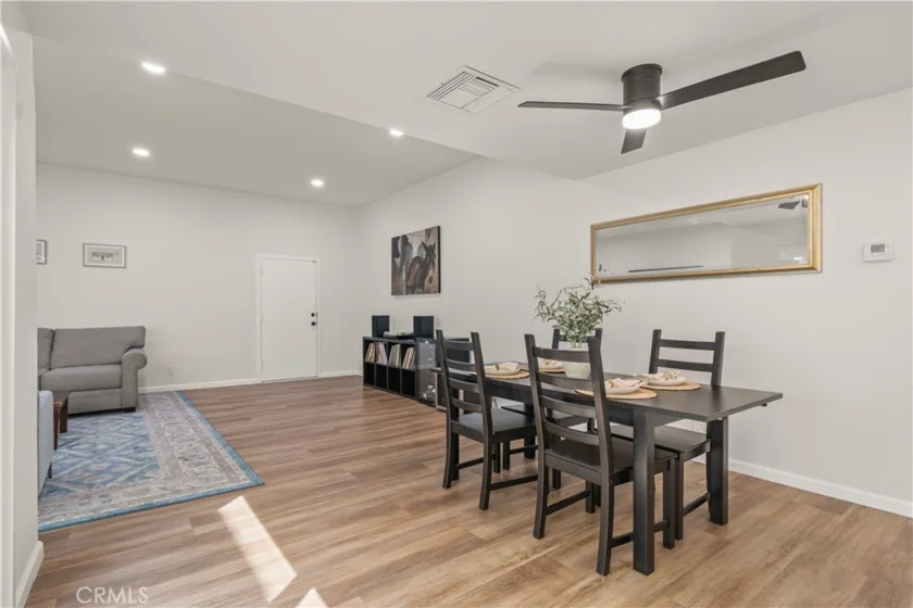 308 1/2 Commonwealth Avenue photo 35