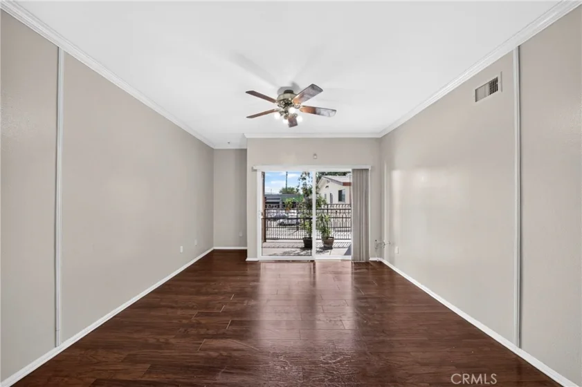 11124 Burbank Boulevard #108 photo 8
