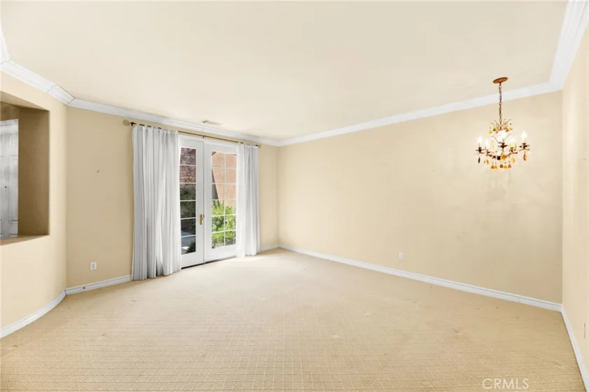 39894 Camden Court photo 9
