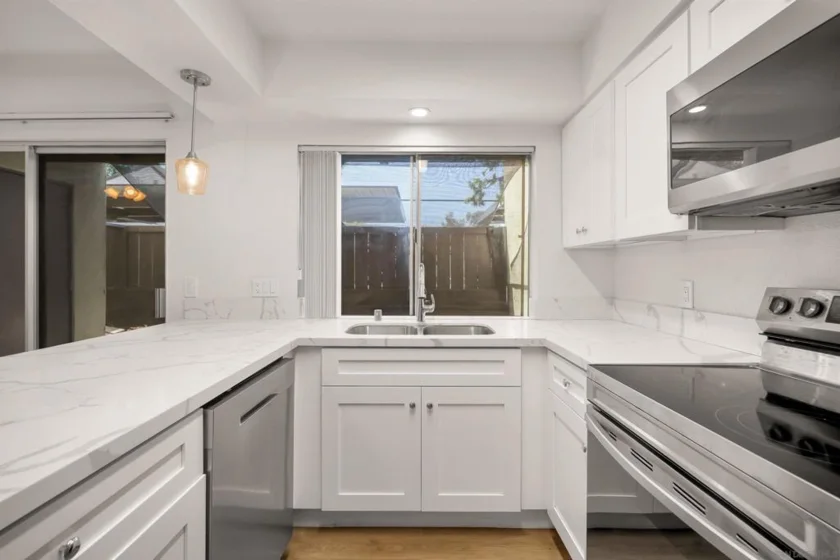 7982 Mission Center #C photo 6